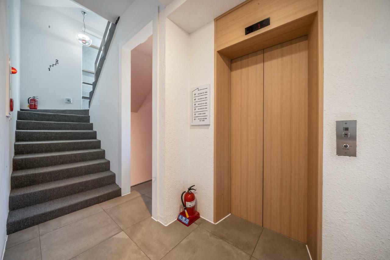 Chuncheon Bom Stay Экстерьер фото