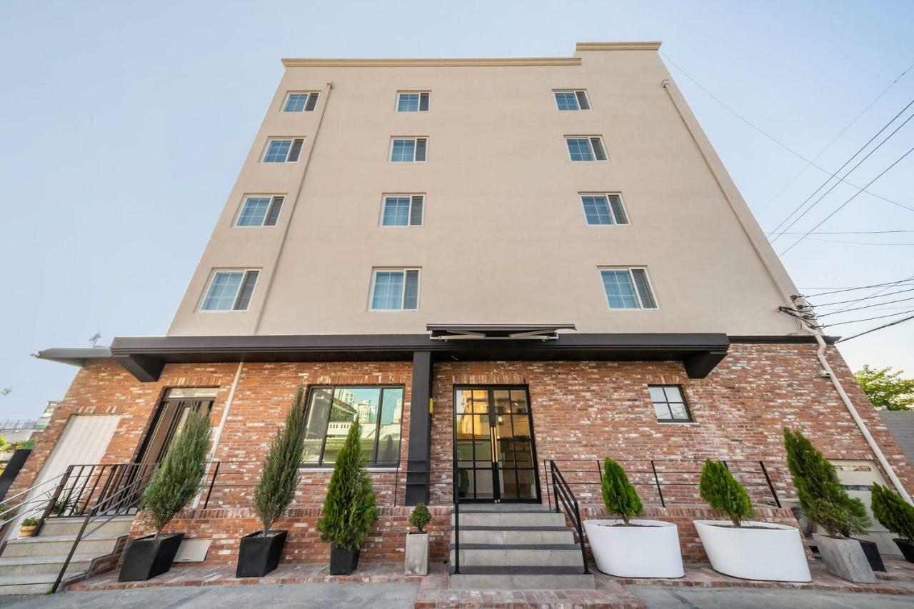 Chuncheon Bom Stay Экстерьер фото